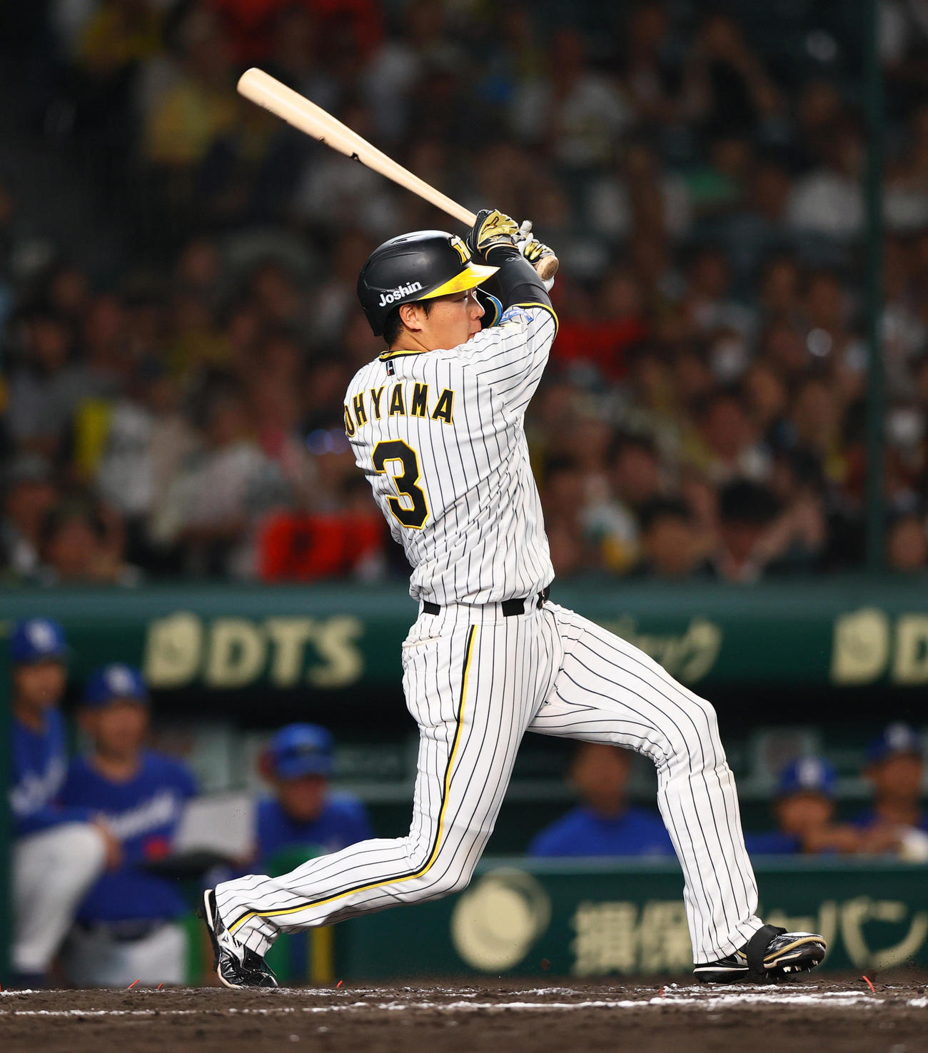 阪神対中日　7回裏阪神無死一、三塁、大山は先制の左前適時打を放つ（撮影・上山淳一）