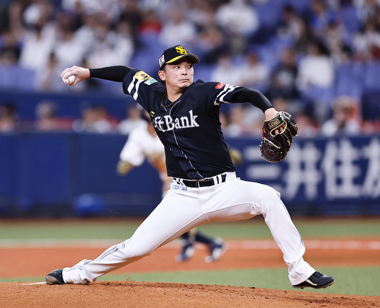 オリックス対ソフトバンク　ソフトバンク先発の東浜（撮影・藤尾明華）