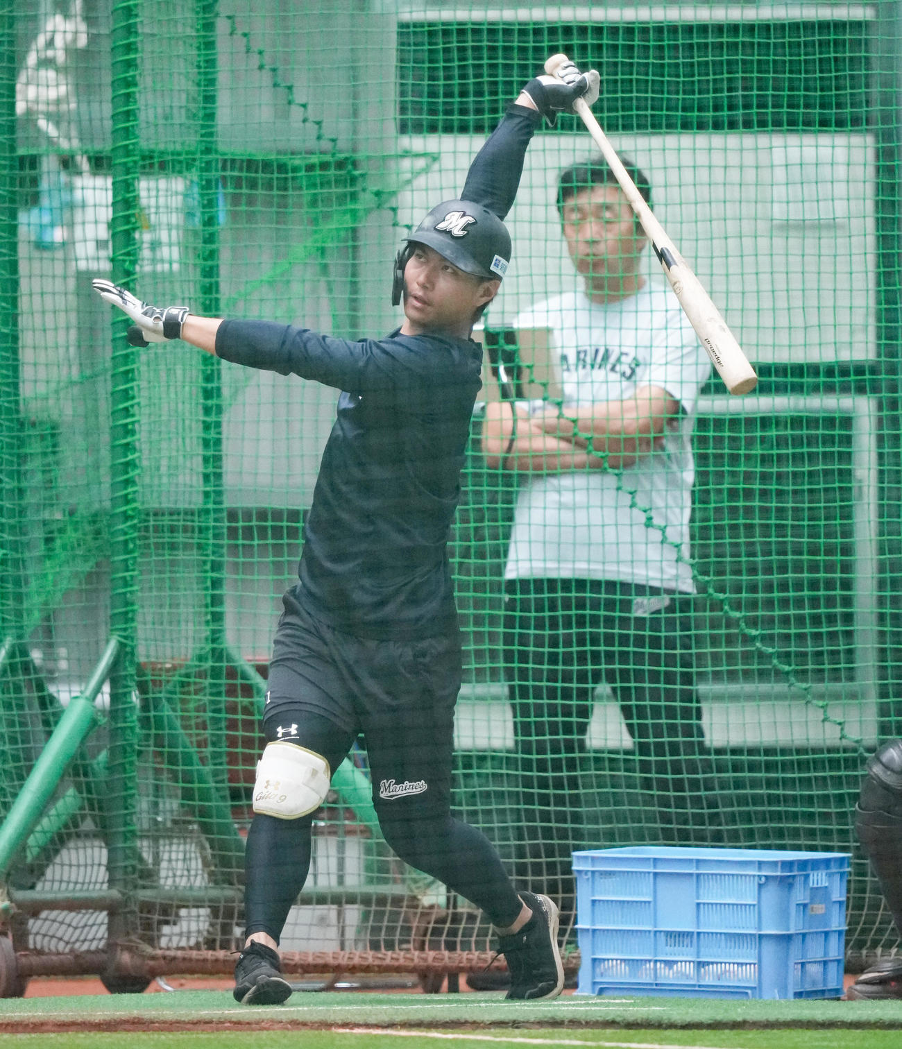 ロッテ対オリックス　打撃練習するロッテ藤原（撮影・鈴木みどり）