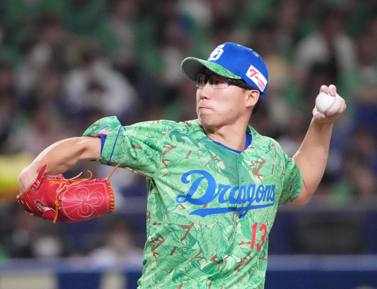 中日対DeNA 7回表、中日3番手で登板する橋本（撮影・森本幸一）