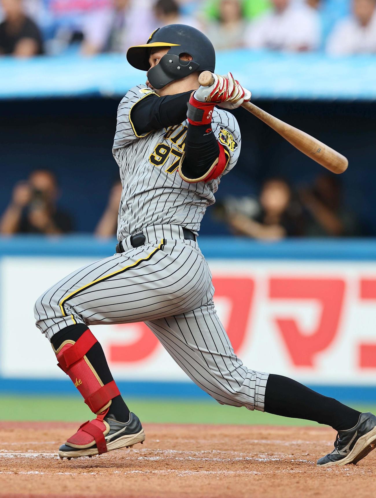 ヤクルト対阪神　9回表阪神無死、野口は三直に倒れる（撮影・上田博志）