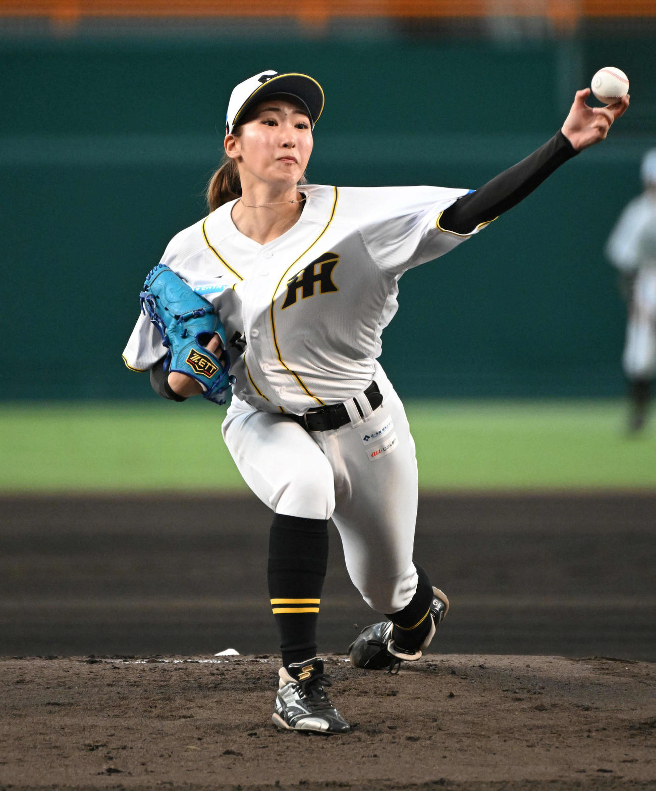 タイガースWomen対ジャイアンツ女子チーム　タイガースWomen先発の植村（撮影・石井愛子）