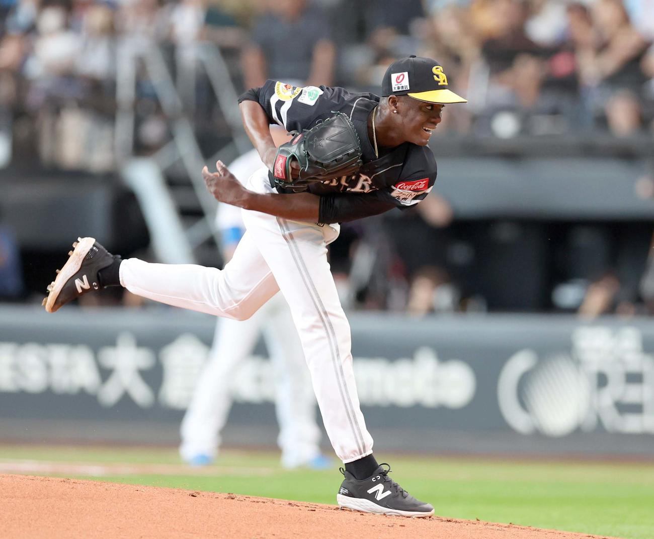 日本ハム対ソフトバンク　ソフトバンク先発のモイネロ（撮影・黒川智章）