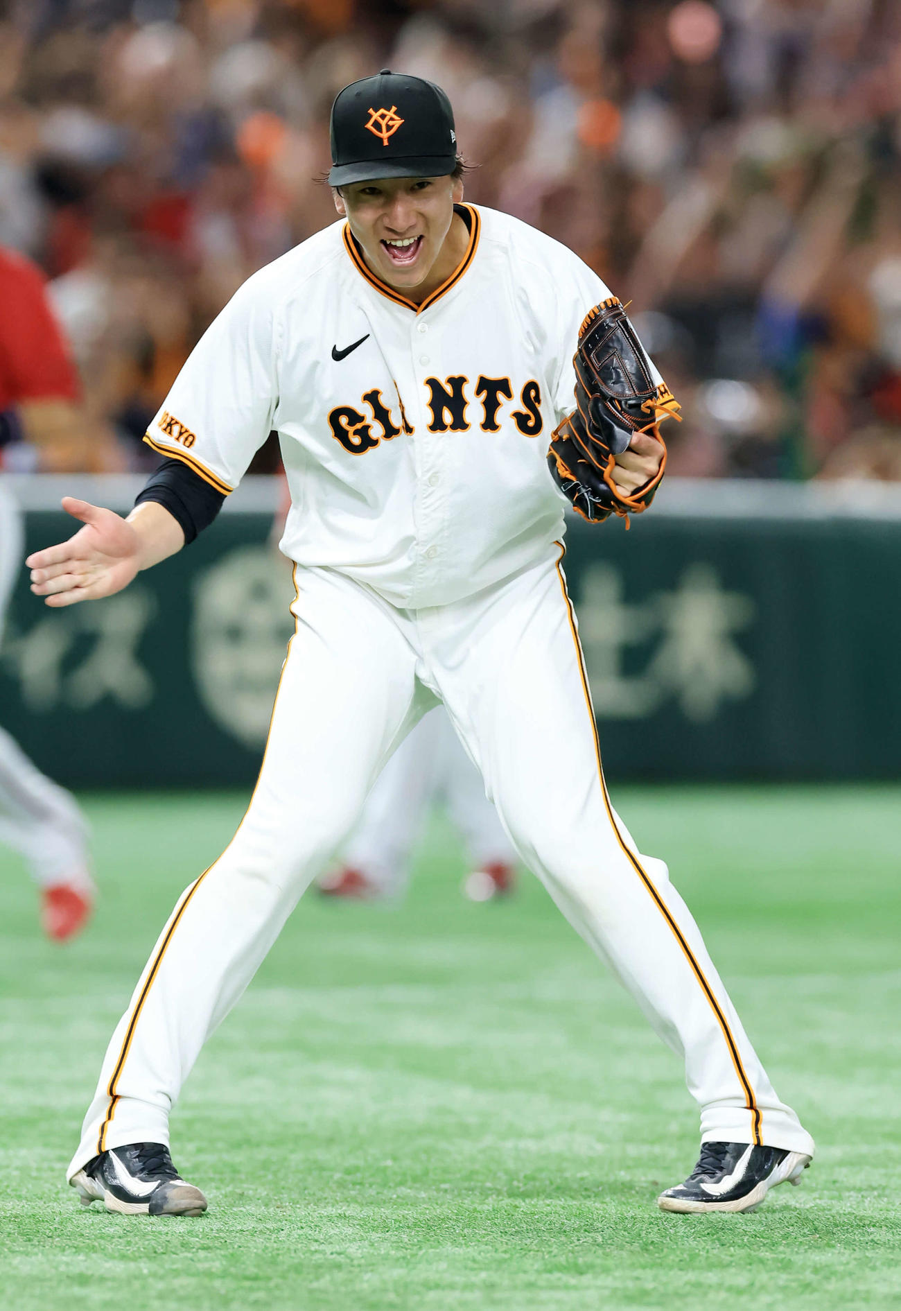 6月30日広島戦で2カ月ぶりセーブの大勢は雄たけびを上げる