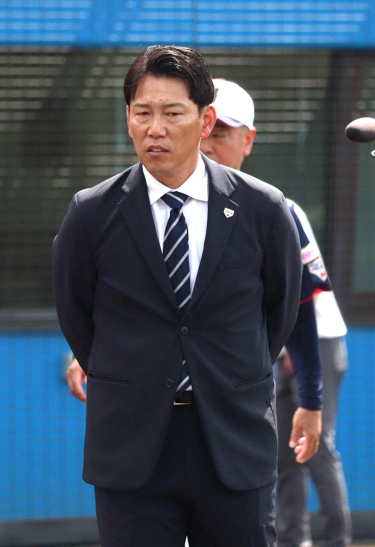 侍ジャパン大学代表選手合宿4日目に訪れた井端監督（撮影：佐瀬百合子）