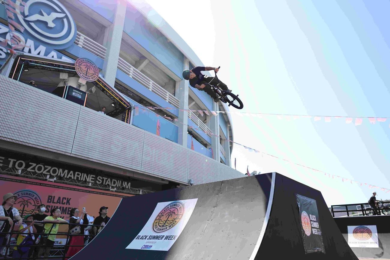 昨年の「BMXフリースタイル・パーク」外周パフォーマンス（球団提供）