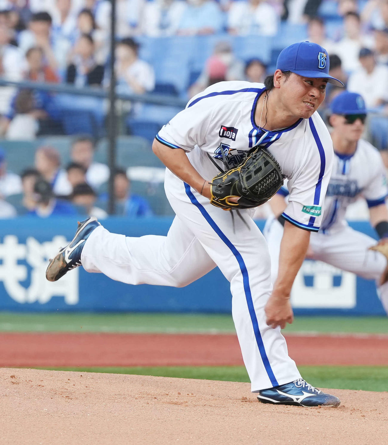 DeNA対ヤクルト　DeNA先発の浜口（撮影・小沢裕）