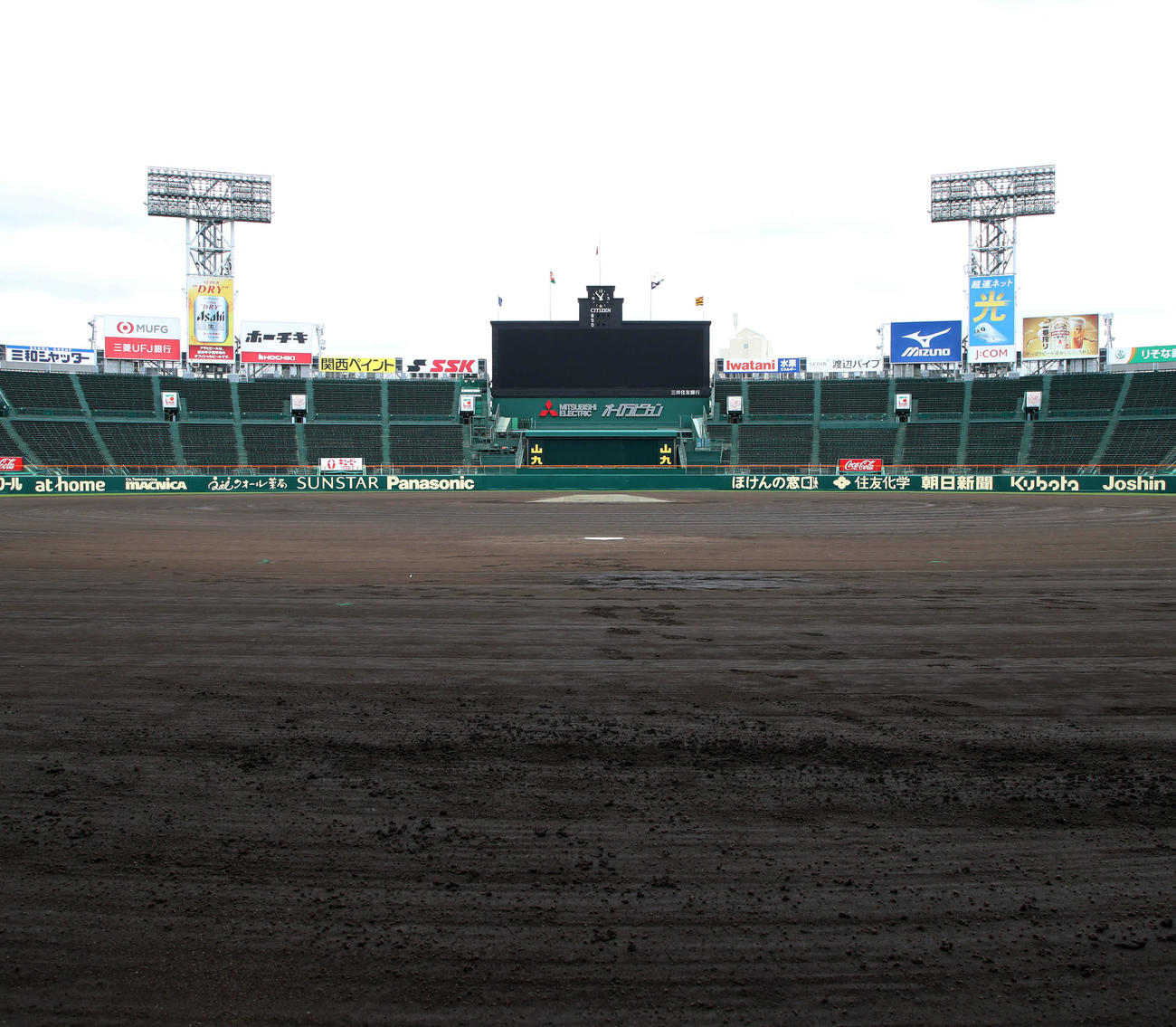 甲子園球場（2024年4月撮影）
