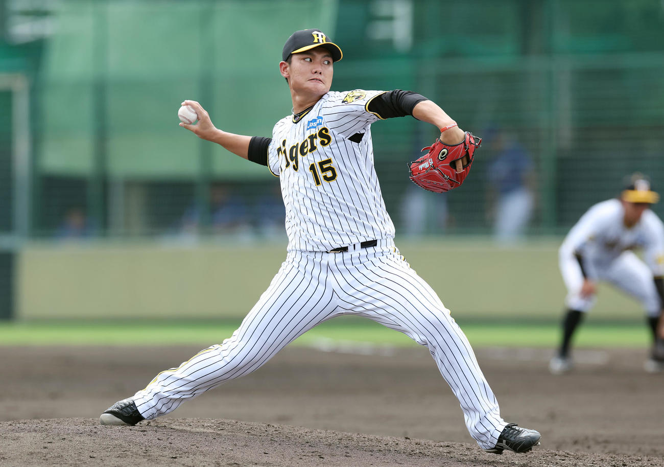 ウエスタン・リーグ　阪神対中日　力投する阪神2番手の西純（撮影・前田充）