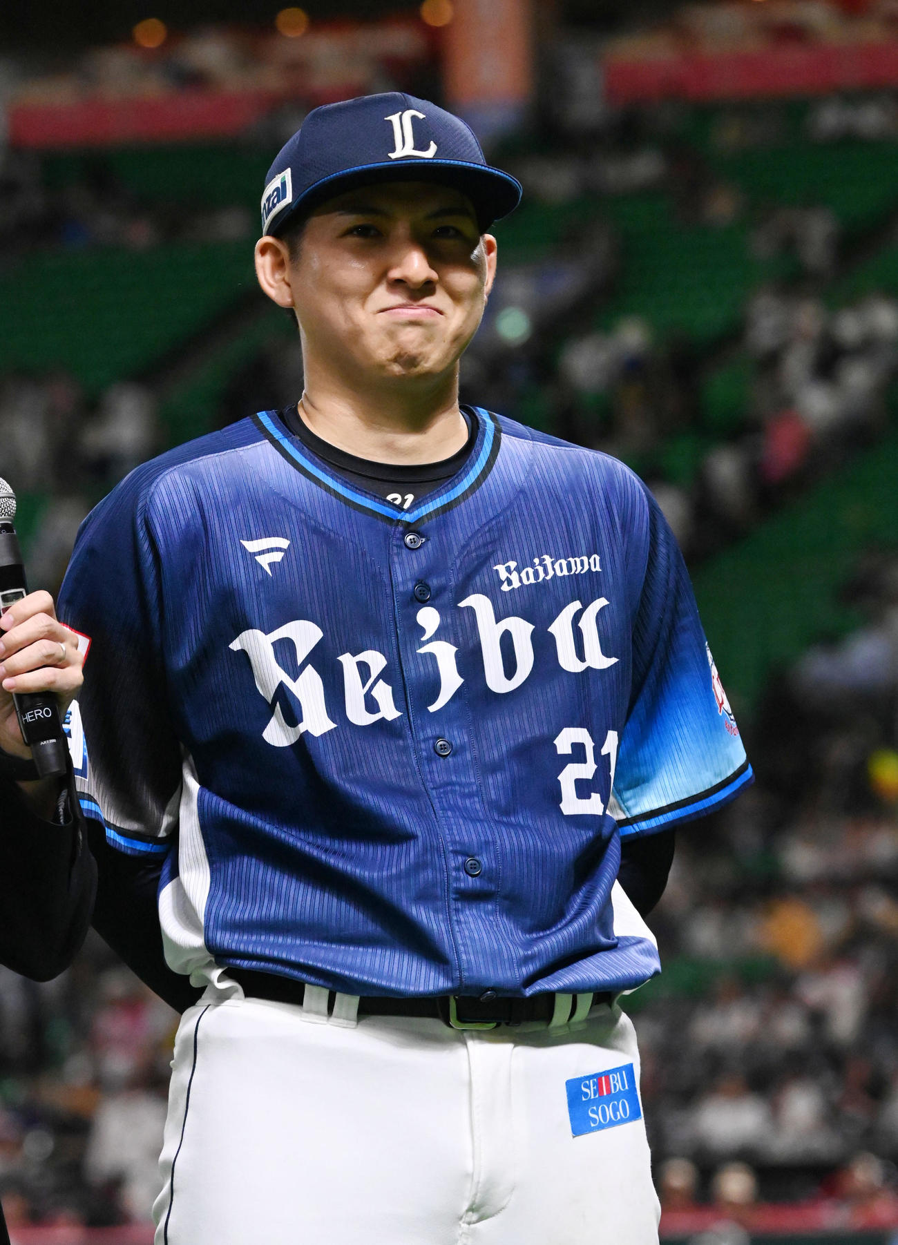 ソフトバンク対西武　ヒーローインタビューに応じる武内（撮影・林敢治）