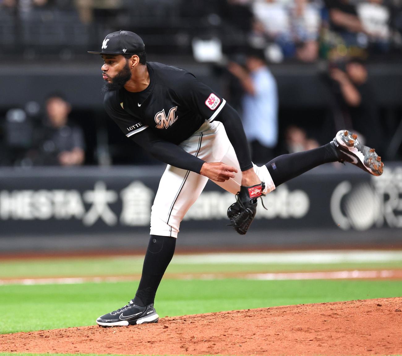 日本ハム対ロッテ　8回に登板のコルデロ（撮影・黒川智章）