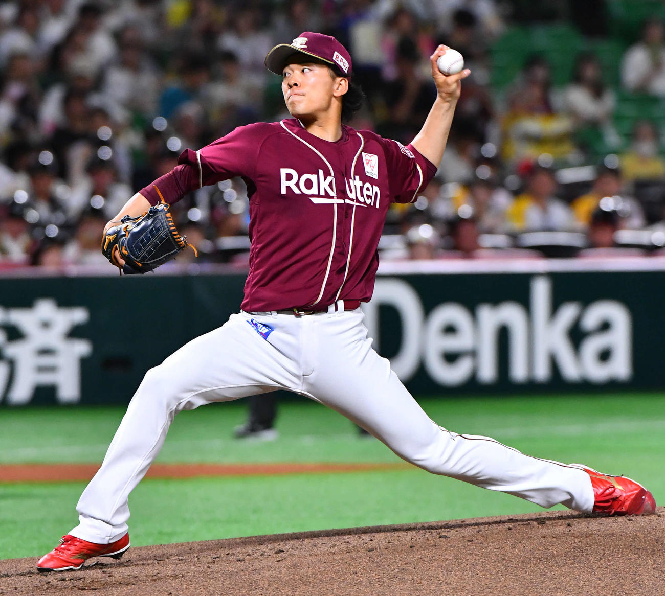ソフトバンク対楽天　楽天先発の早川（撮影・岩下翔太）