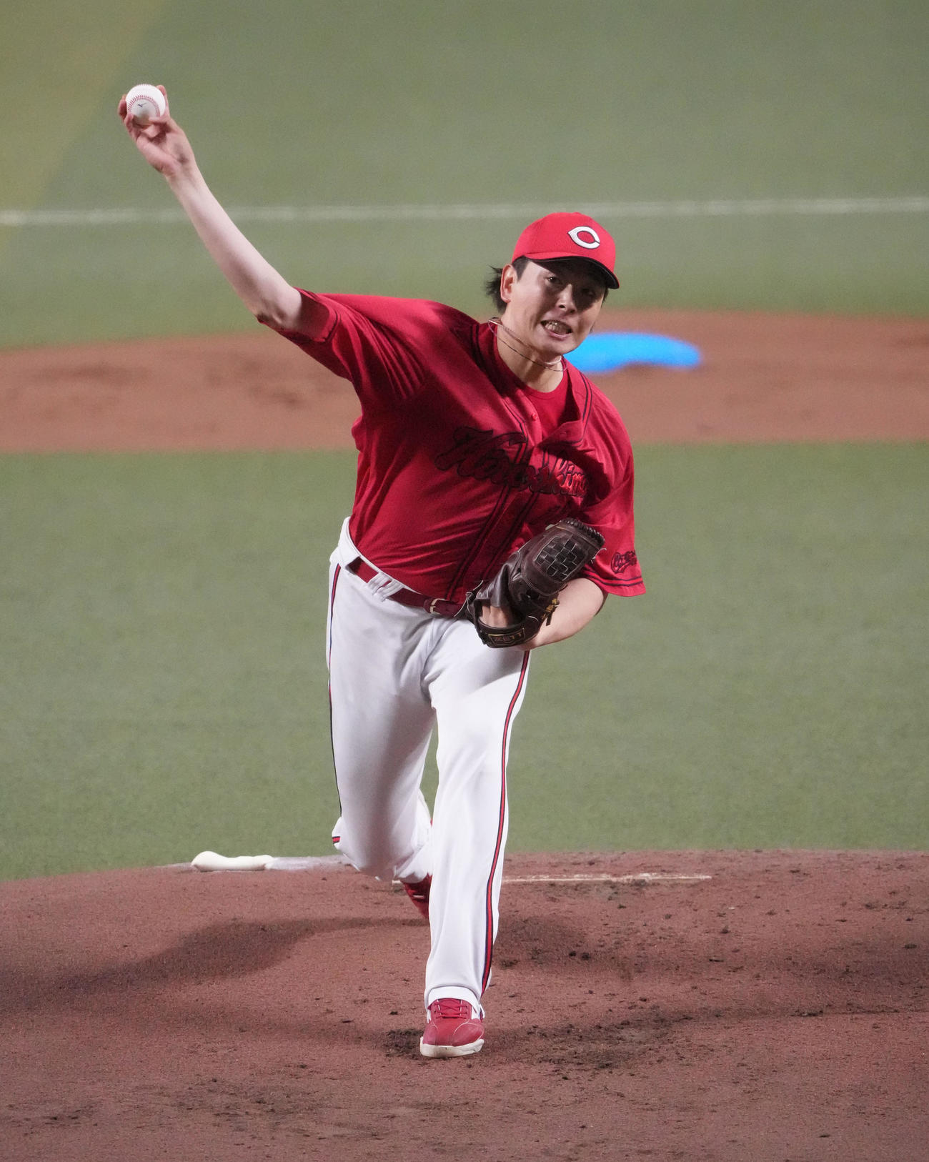 中日対広島　1回裏、登板する広島先発の大瀬良（撮影・森本幸一）