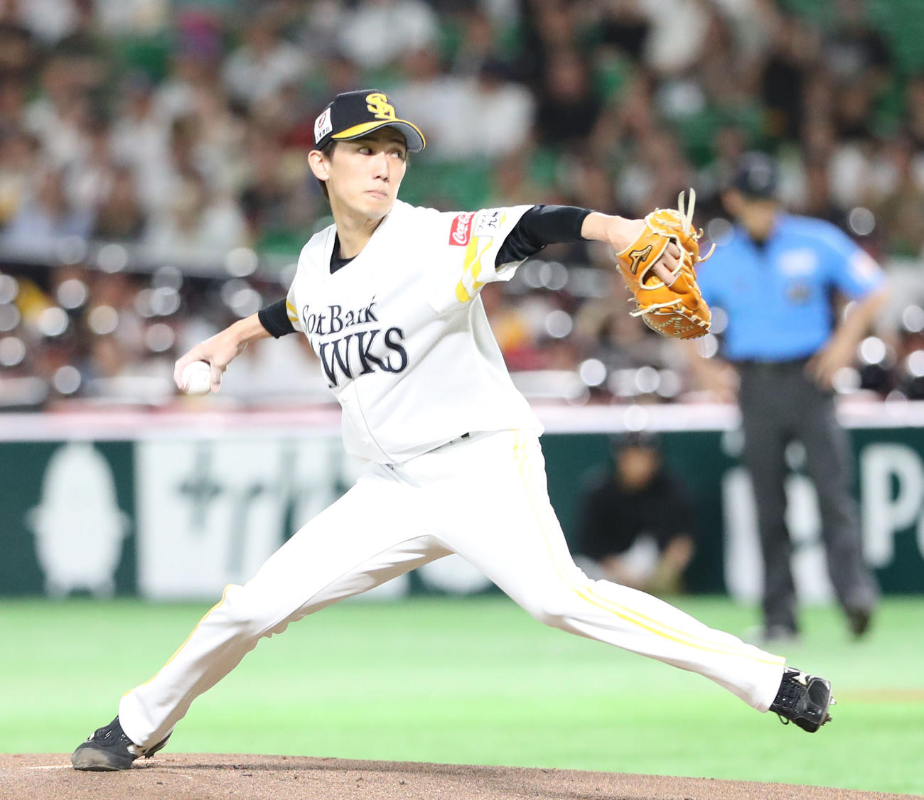 ソフトバンク対楽天　ソフトバンク先発の大津（撮影・鬼束羽瑠菜）