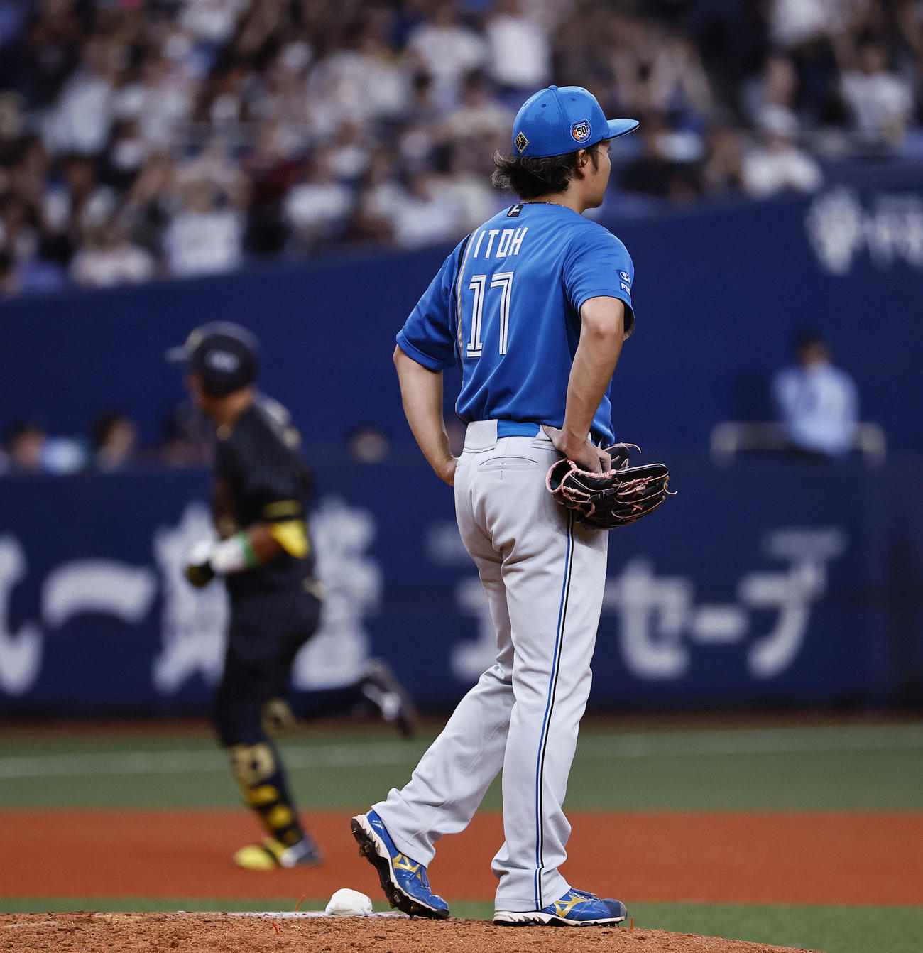 オリックス対日本ハム　6回裏オリックス2死三塁、杉本に勝ち越し2点本塁打を浴びた伊藤（撮影・藤尾明華）