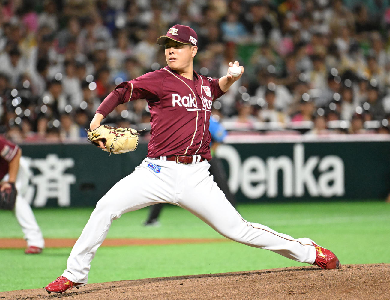 ソフトバンク対楽天　楽天先発・藤井（撮影・林敢治）