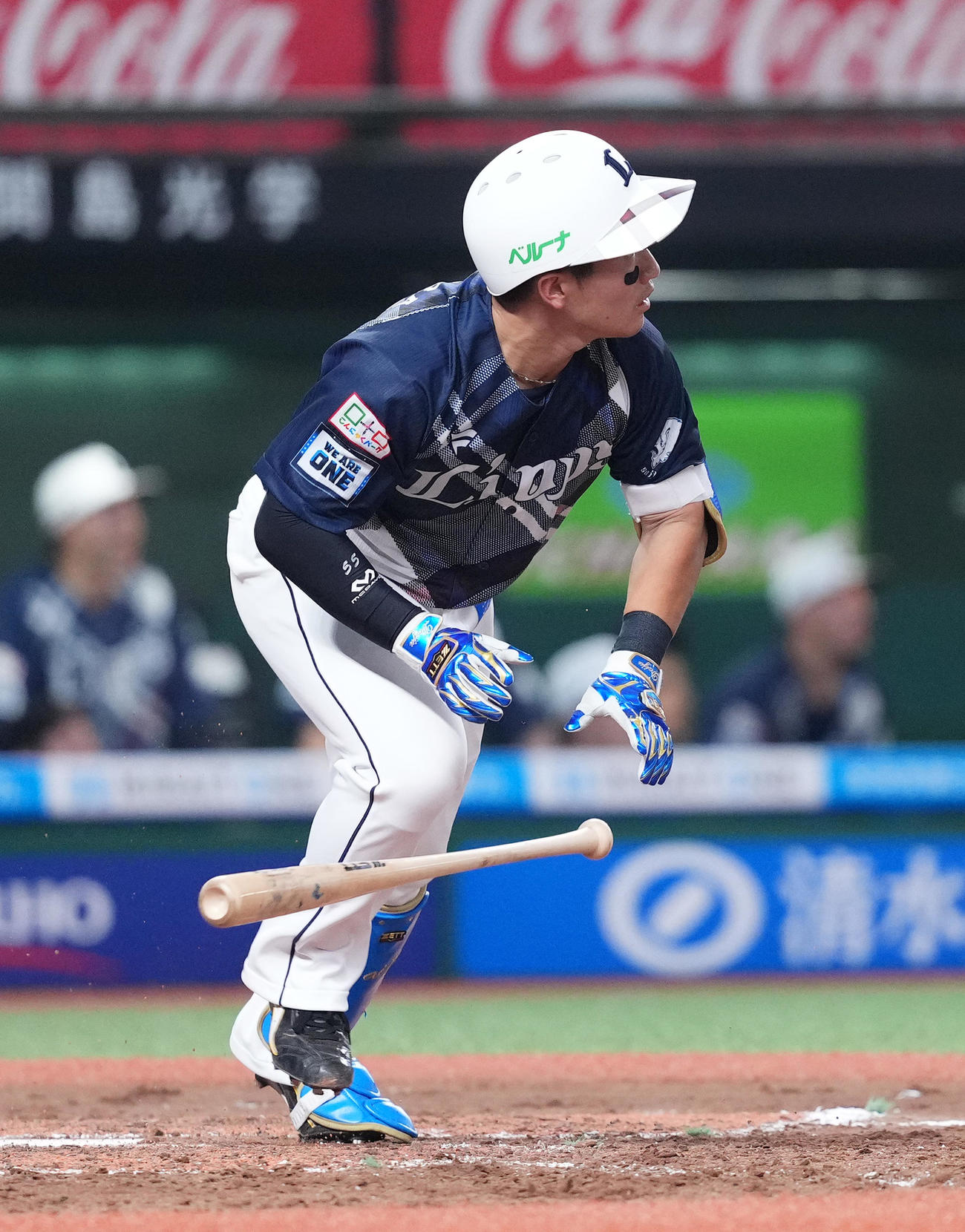 西武対ロッテ　5回裏西武1死一、三塁、左犠飛を放つ野村大（撮影・菅敏）