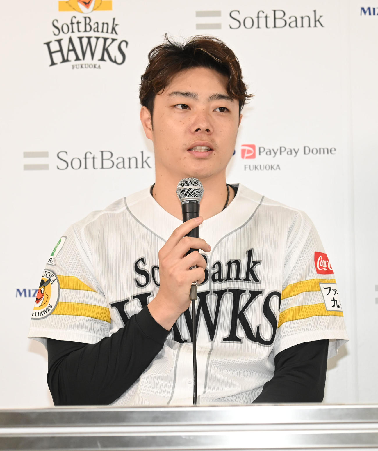 マイナビオールスターゲーム2024で監督推薦選手に選ばれ会見に臨む松本裕（撮影・林敢治）