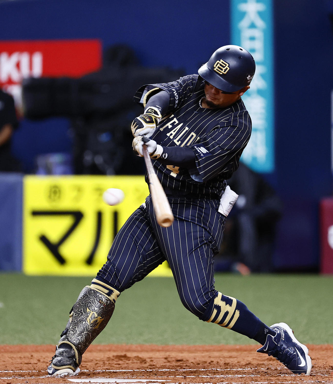 オリックス対ソフトバンク　1回裏オリックス2死三塁、森は中前に先制の適時打を放つ（撮影・藤尾明華）