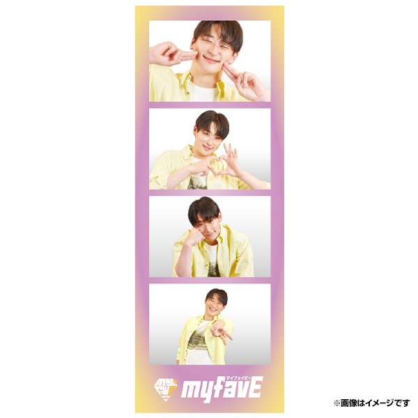 内の4カットフォトステッカー（球団提供）