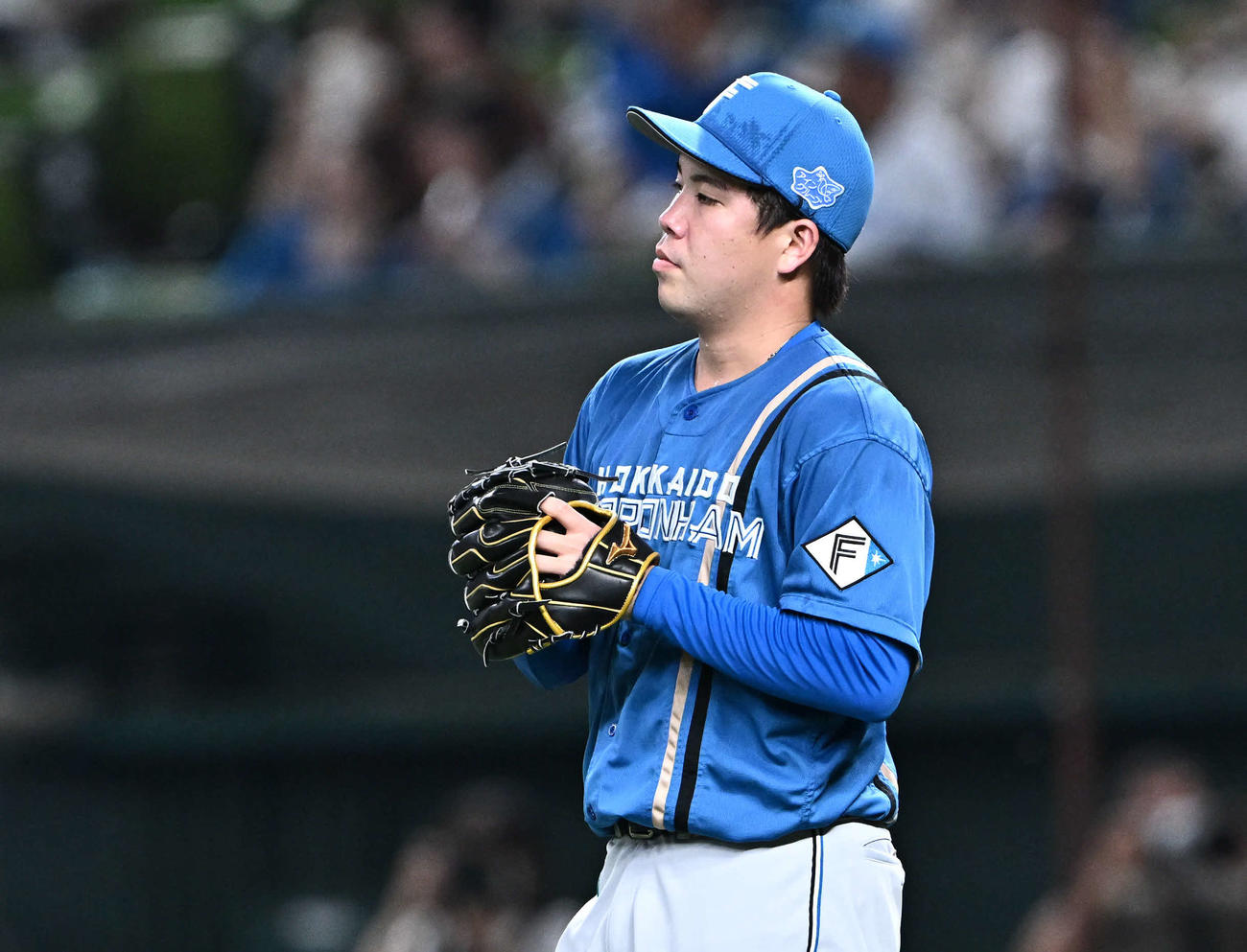西武対日本ハム　1回裏西武無死二塁、西川に先制中前適時打を許し浮かない表情の金村（撮影・滝沢徹郎）
