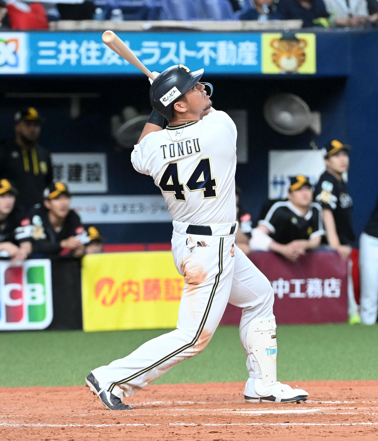 オリックス対ソフトバンク　9回裏オリックス無死満塁、頓宮はサヨナラ右犠飛を放つ（撮影・前岡正明）