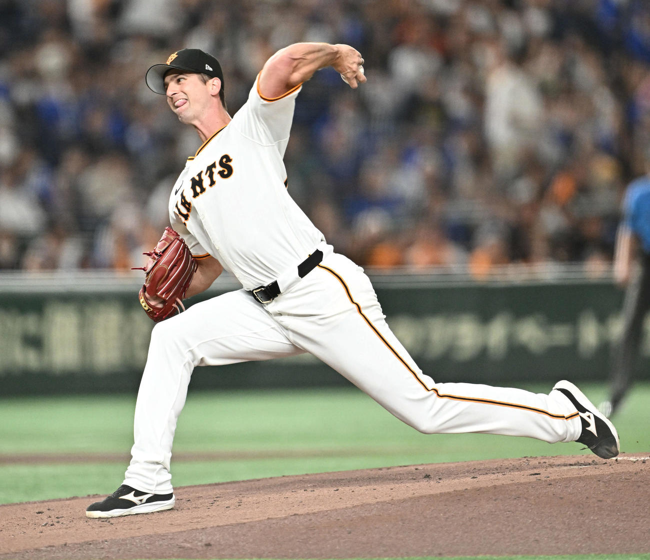 巨人対DeNA　巨人先発のグリフィン（撮影・滝沢徹郎）