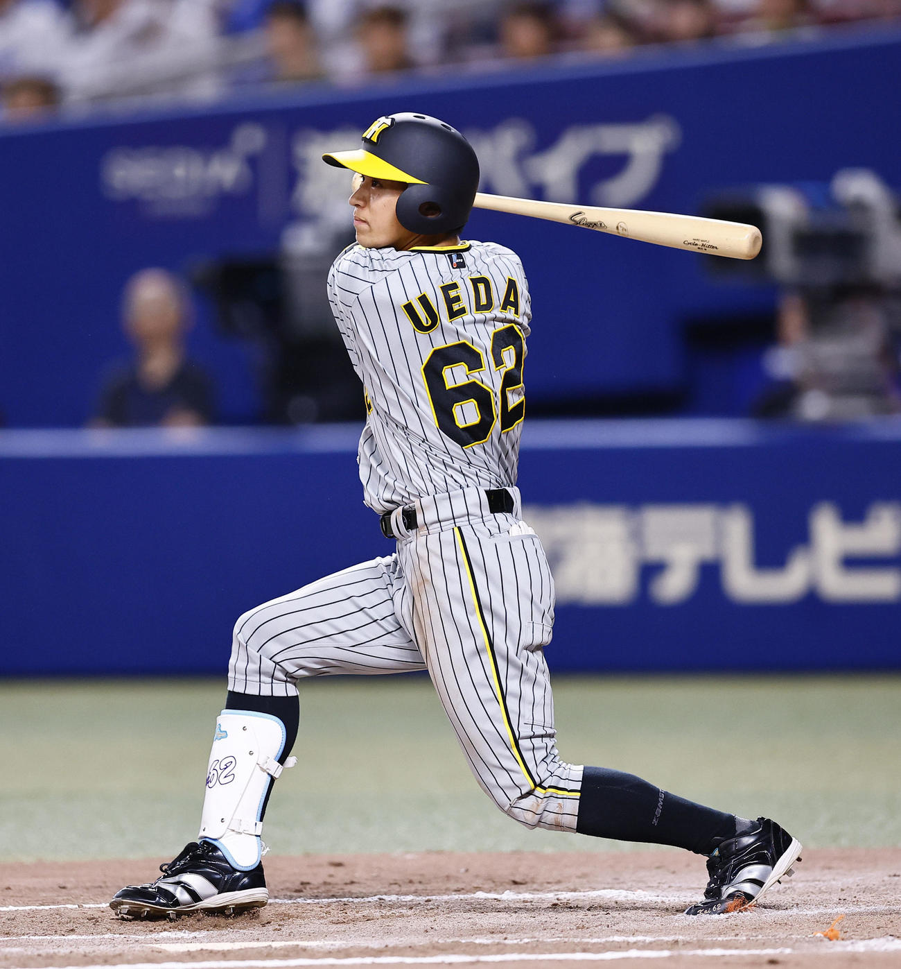 中日対阪神　10回表阪神2死満塁、植田は左越えに走者一掃の三塁打を放つ（撮影・藤尾明華）