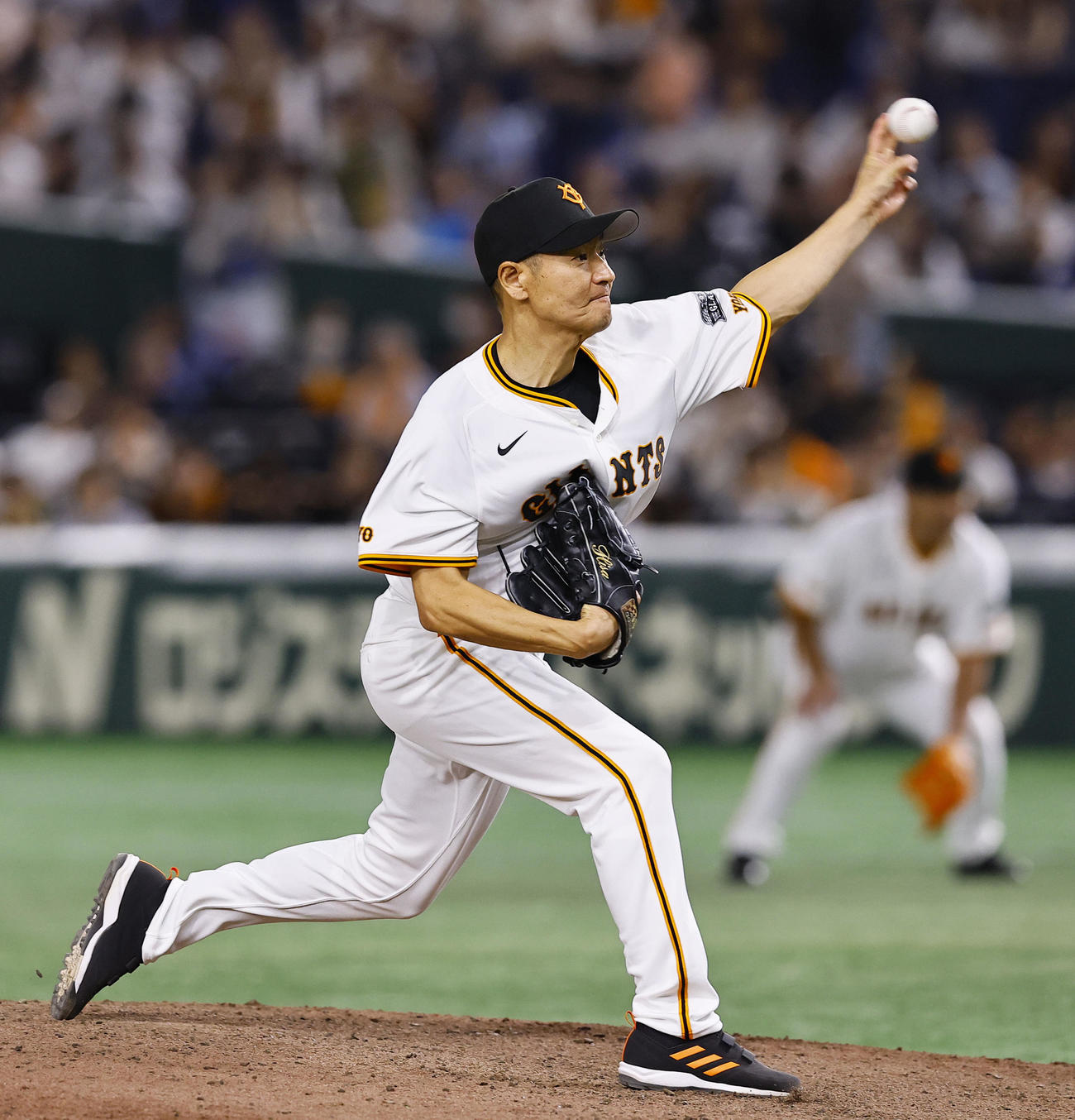 OB戦　巨人阪神　3回、登板した巨人OBの高橋尚成氏（撮影・藤尾明華）