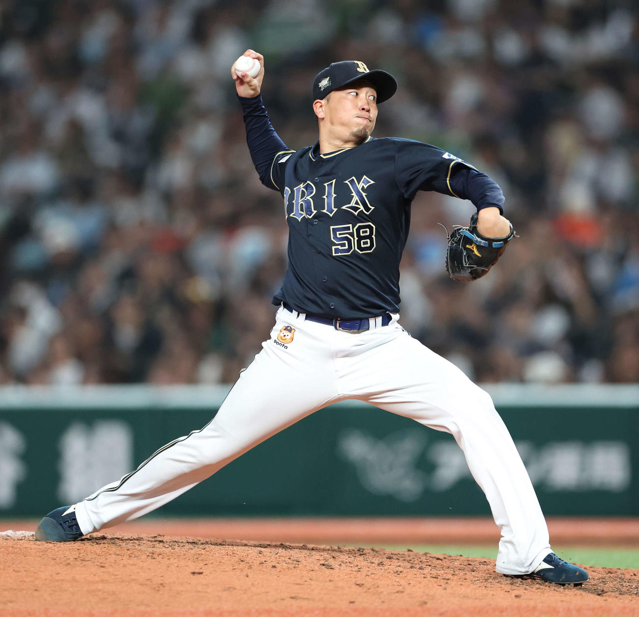 西武対オリックス　7回裏、オリックス2番手で登板する井口（撮影・河田真司）