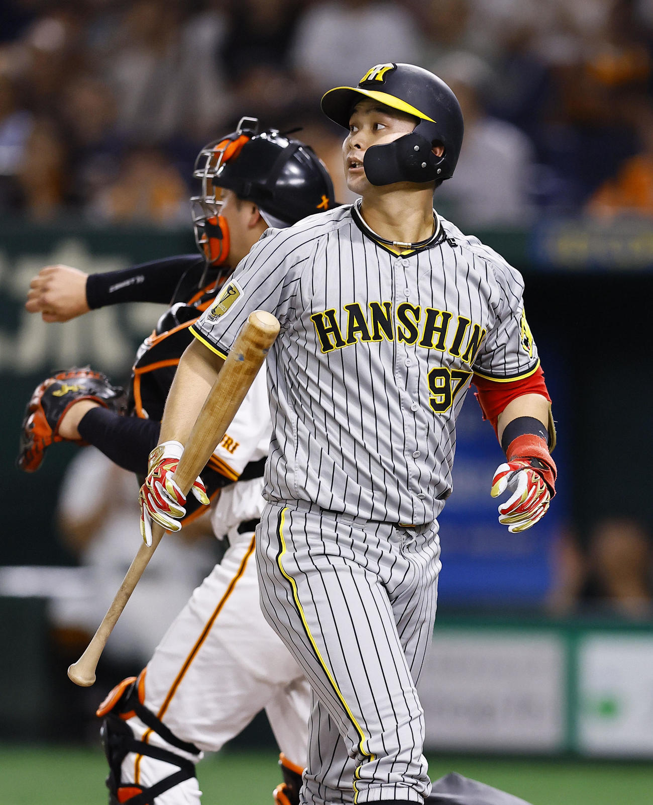 巨人対阪神　1回表阪神無死、三振に倒れた野口（撮影・藤尾明華）