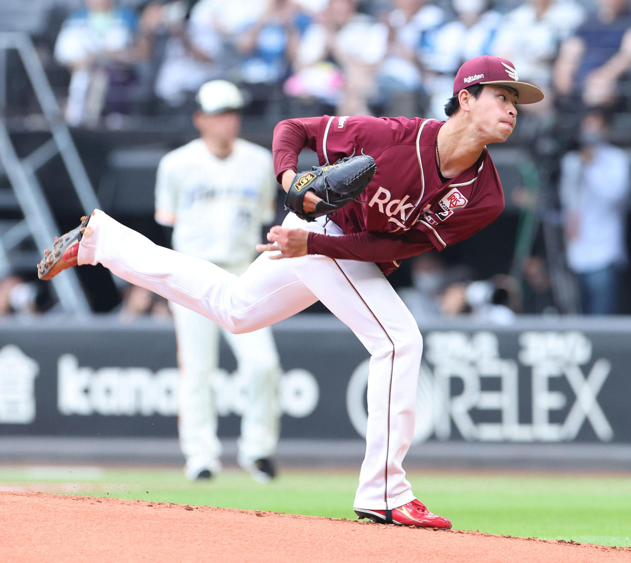 日本ハム対楽天　楽天先発の古謝（撮影・佐藤翔太）
