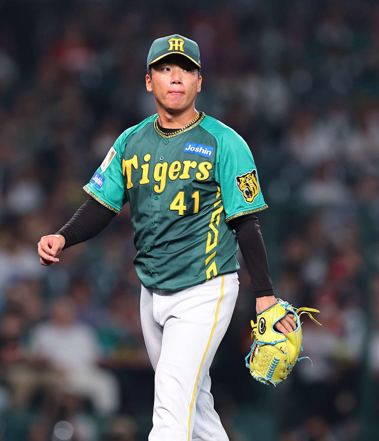 阪神対広島　8回1失点で降板する村上（撮影・上田博志）