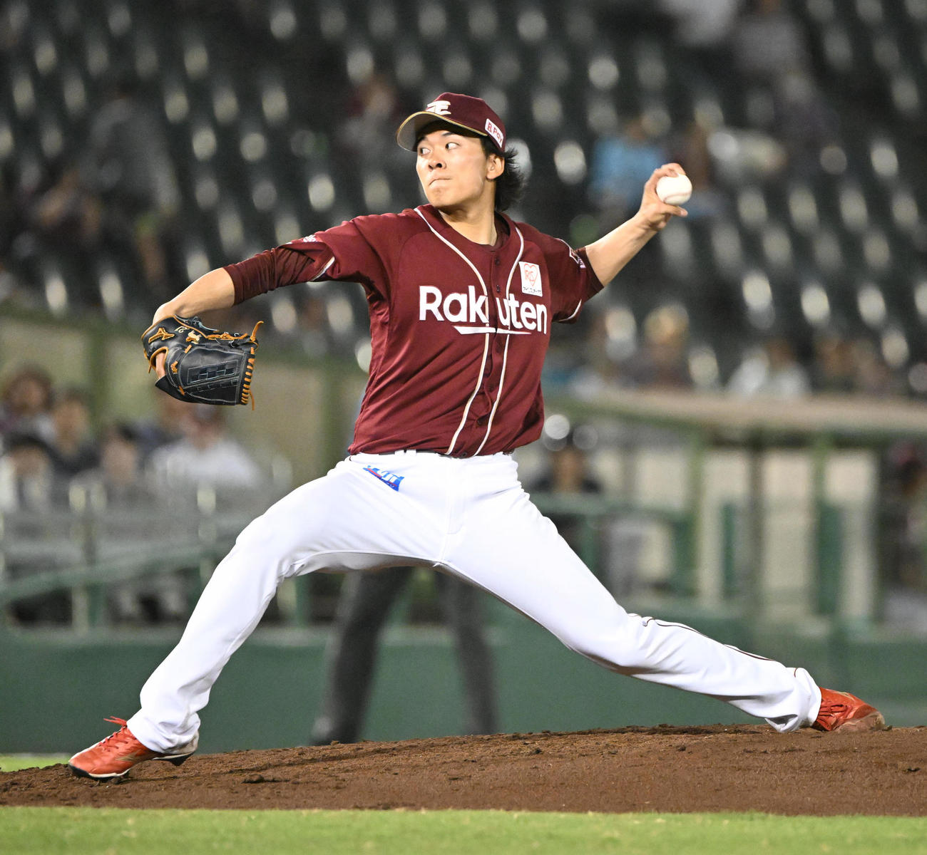 オリックス対楽天　力投するする楽天先発の早川（撮影・和賀正仁）