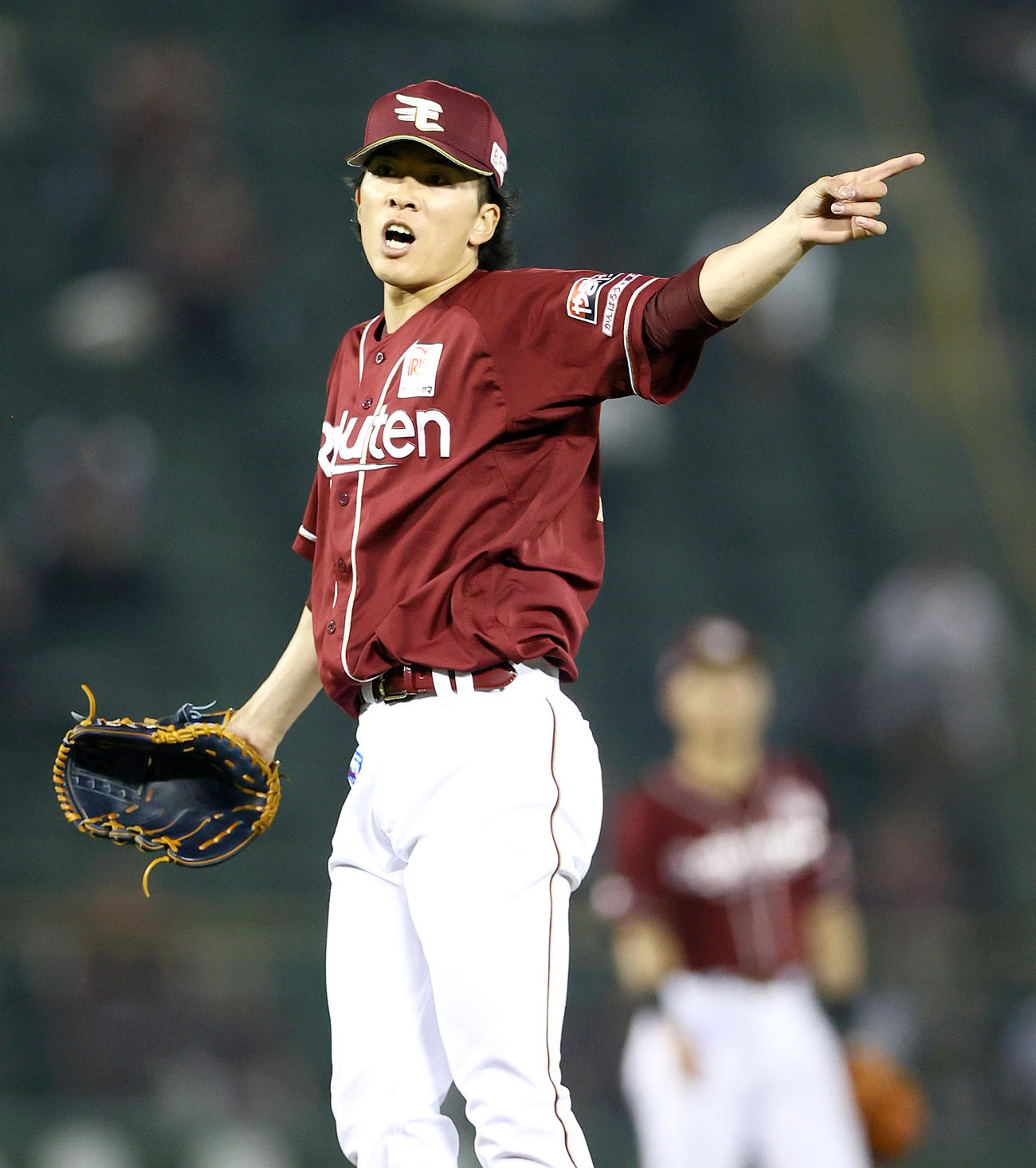 オリックス対楽天　7回裏オリックス1死、早川は頓宮の三振をアピールする（撮影・上山淳一）