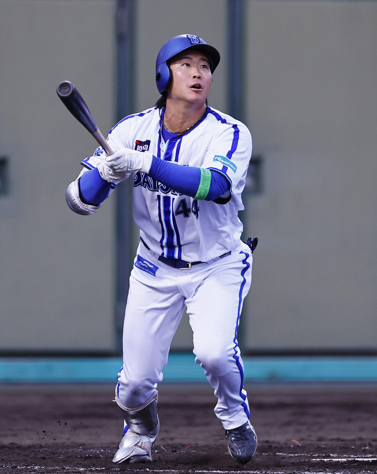 全イ対全ウ　3回裏全イ2死、石上は右越えに先制本塁打を放つ（撮影・藤尾明華）