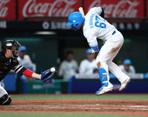 西武】野村大樹が移籍後初本塁打「打った瞬間入ったかな」8回は死球に
