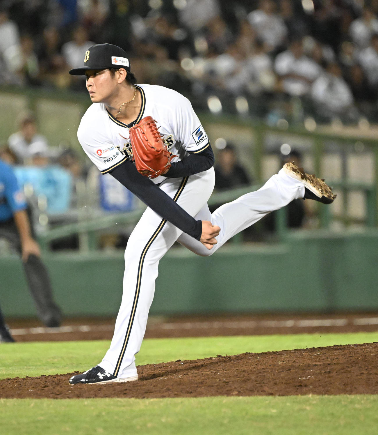 オリックス対楽天　12回に登板するオリックス山下（撮影・和賀正仁）
