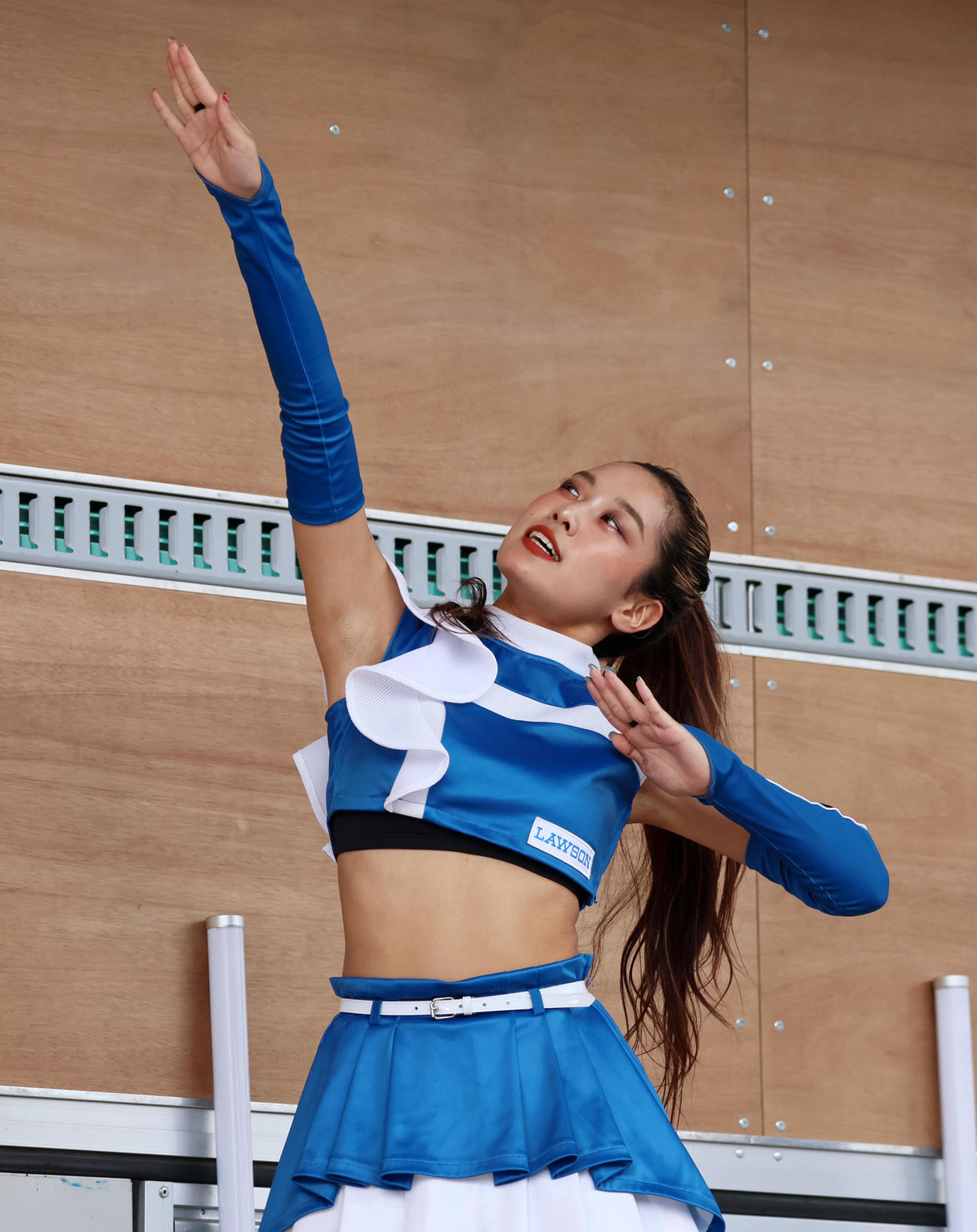 全パ対全セ　チアリーダーステージではファイターズガールによるダンスで盛り上がった（撮影・加藤哉）