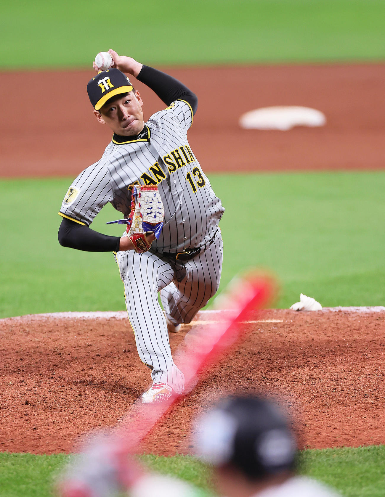 全パ対全セ　9回から登板した全セ岩崎（撮影・足立雅史）