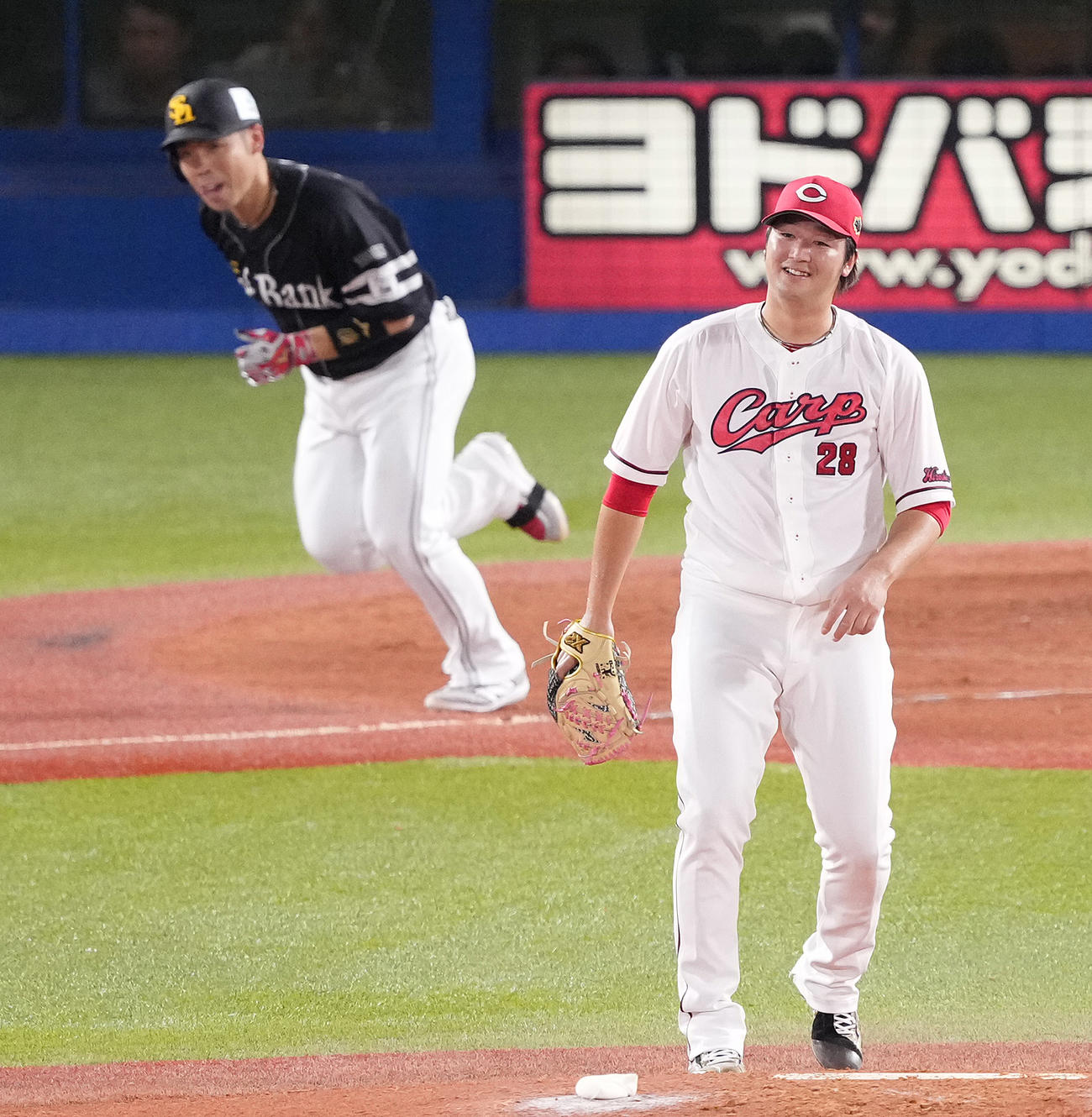 全セ対全パ　4回表全パ無死満塁、近藤に中2点適時二塁打を浴びる床田（撮影・鈴木みどり）