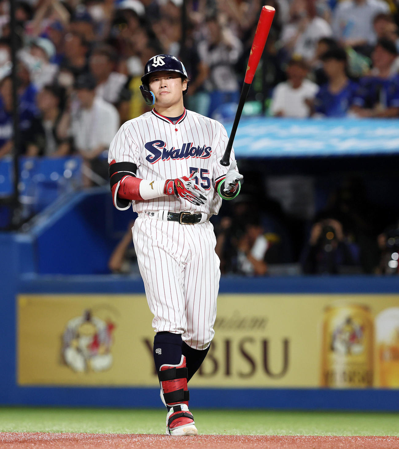 全セ対全パ　5回裏全セ1死、村上は左越えソロ本塁打を放つ（撮影・加藤哉）