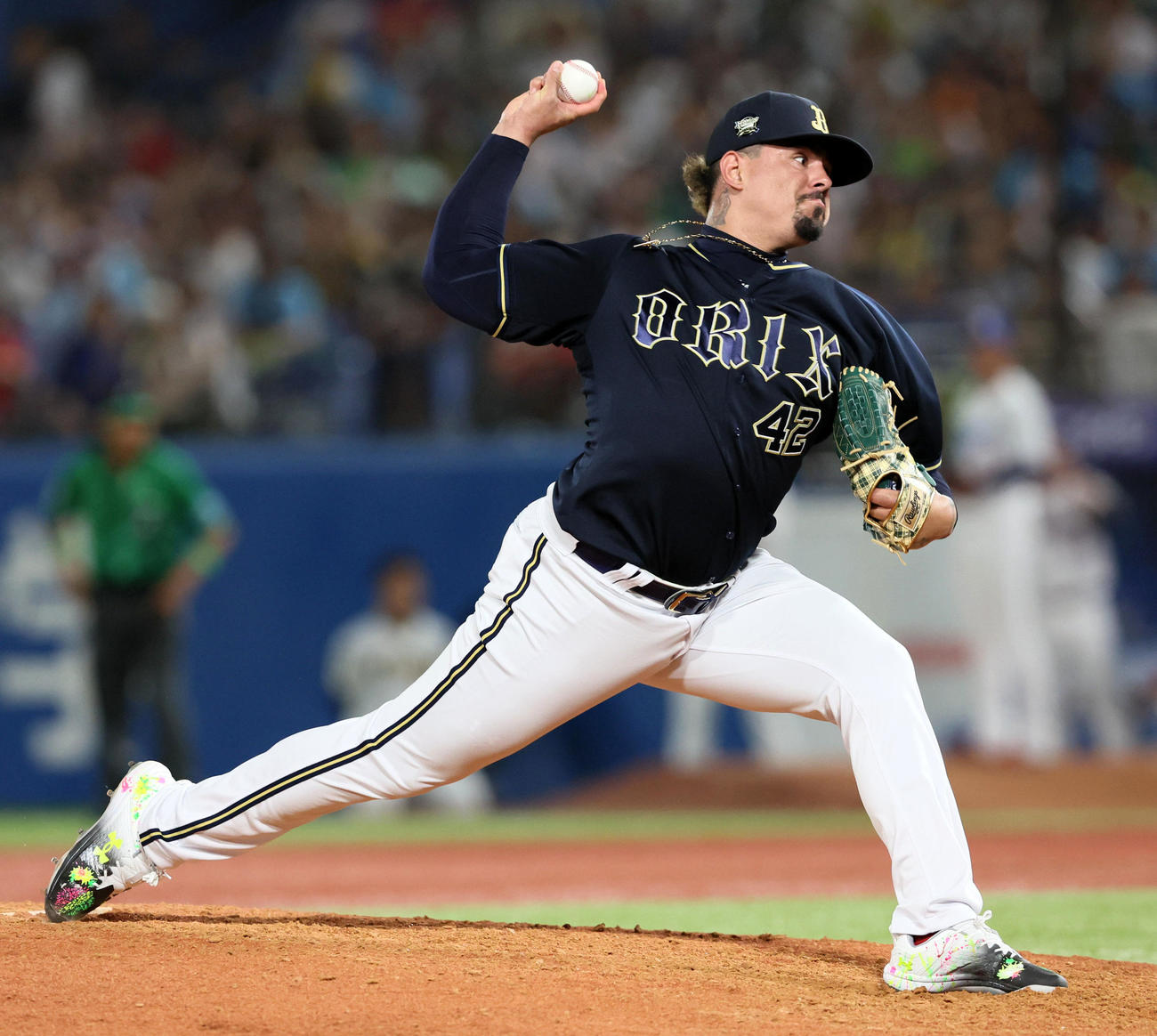 全セ対全パ　5回裏に登板する全パのマチャド（撮影・加藤哉）