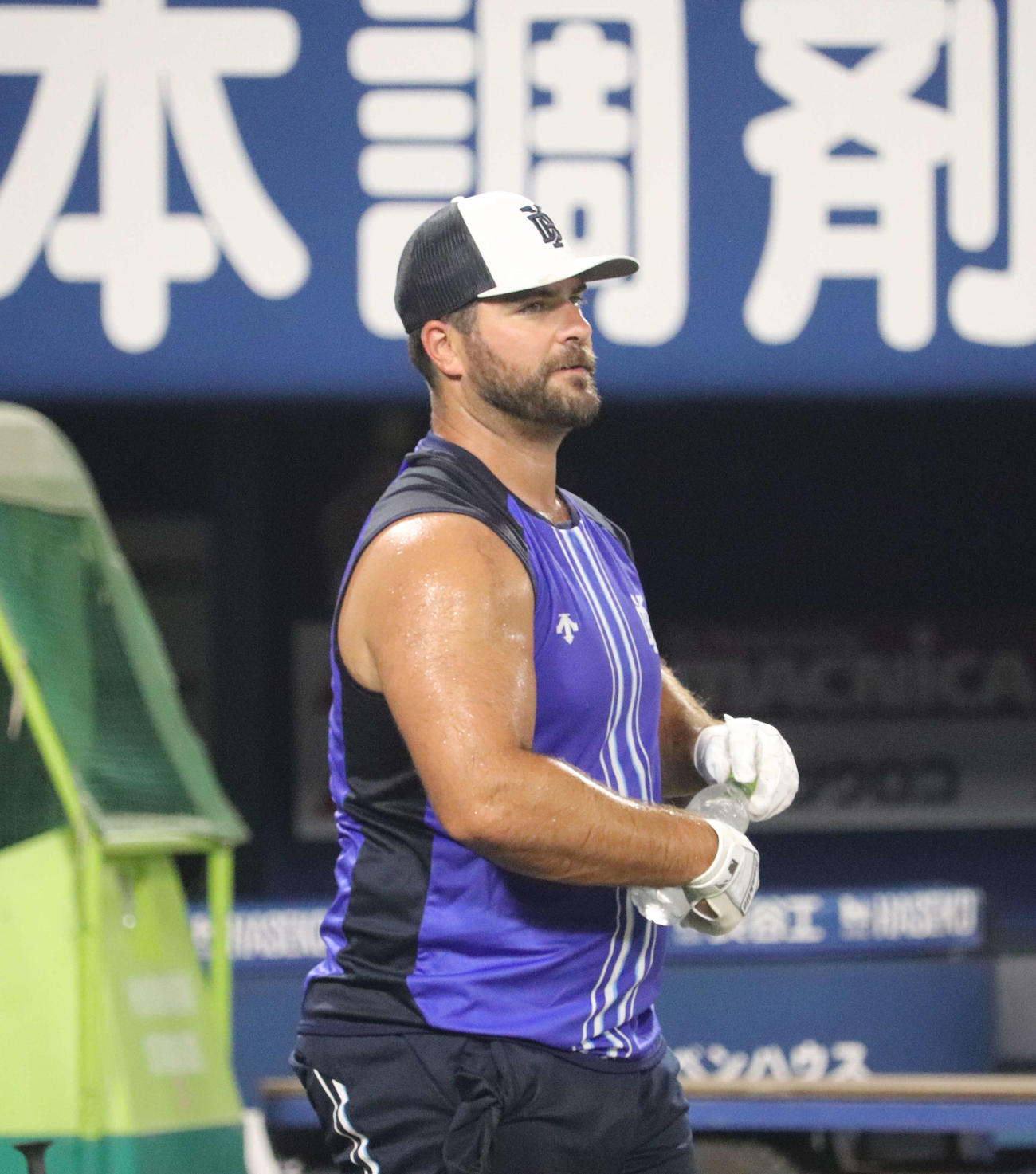 横浜スタジアムでの1軍練習に参加したDeNA新外国人フォード（撮影・小早川宗一郎）
