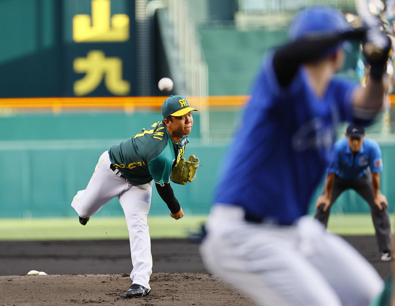 阪神対中日　阪神先発の村上（撮影・藤尾明華）