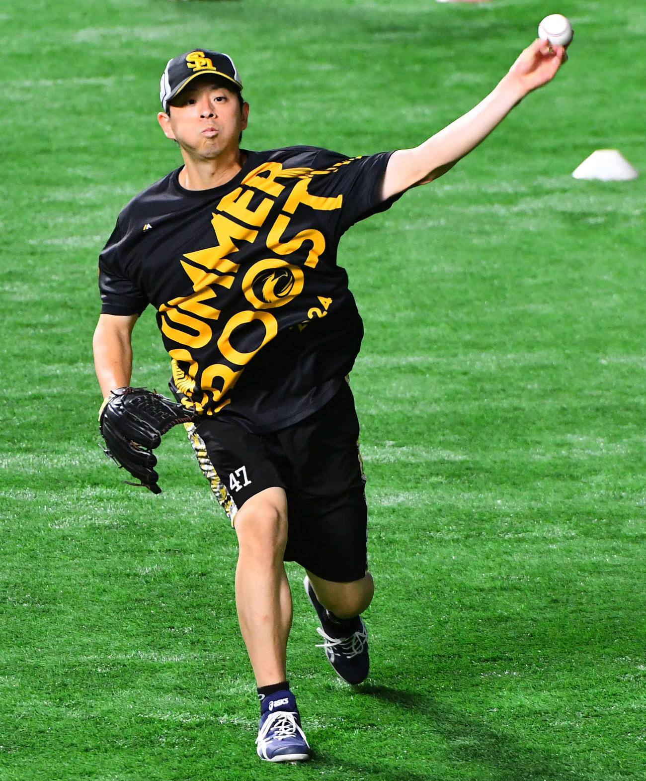 ソフトバンク対オリックス　キャッチボールを行う大関（撮影・岩下翔太）