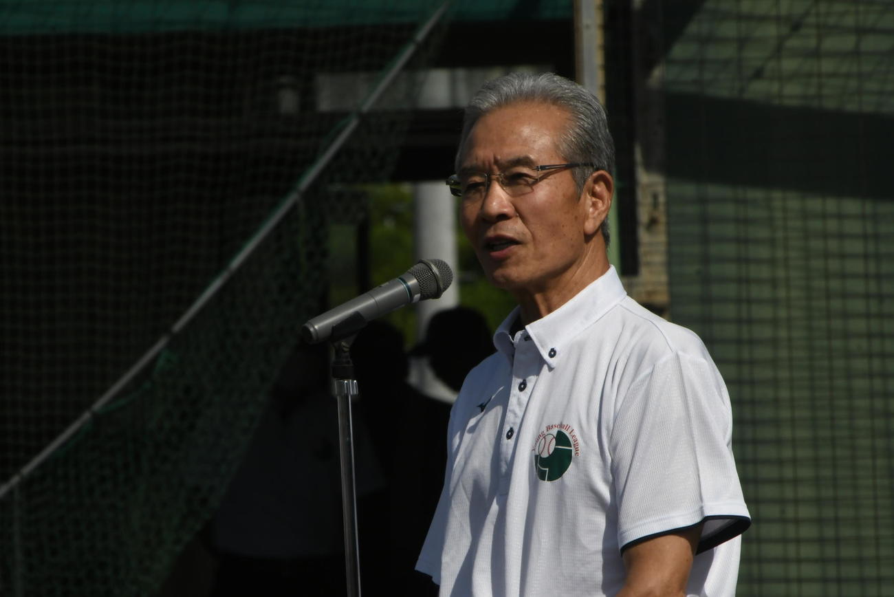ヤングリーグ選手権大会会長の山田久志氏は開会式で、選手を激励した
