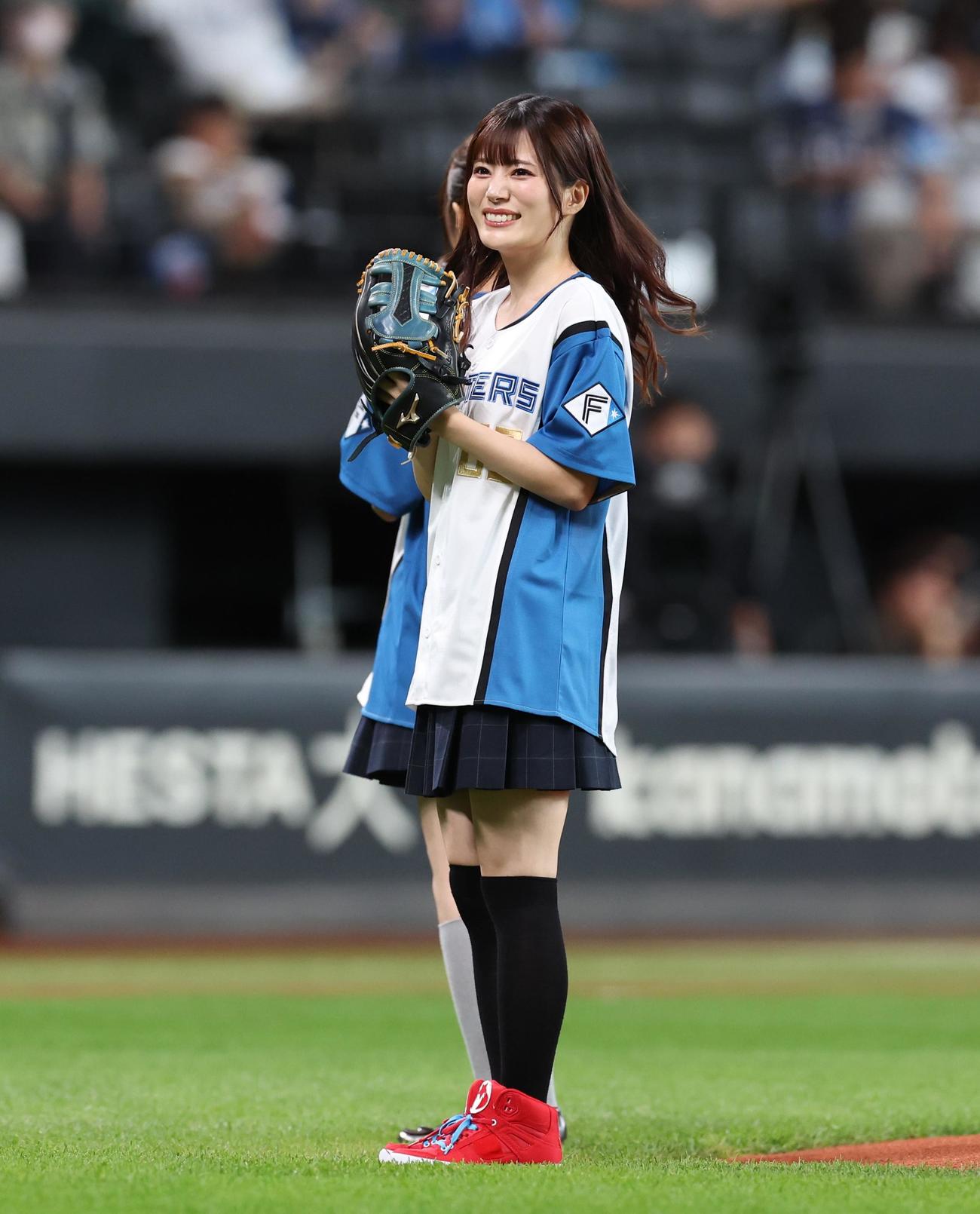 日本ハム対西武　ファーストピッチセレモニーを務める声優の田中ちえ美（撮影・黒川智章）