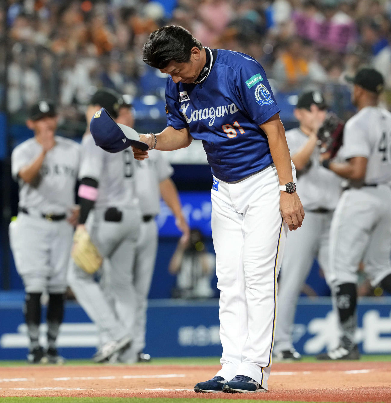 DeNA対巨人　巨人に3連敗を喫したDeNA三浦監督（撮影・たえ見朱実）