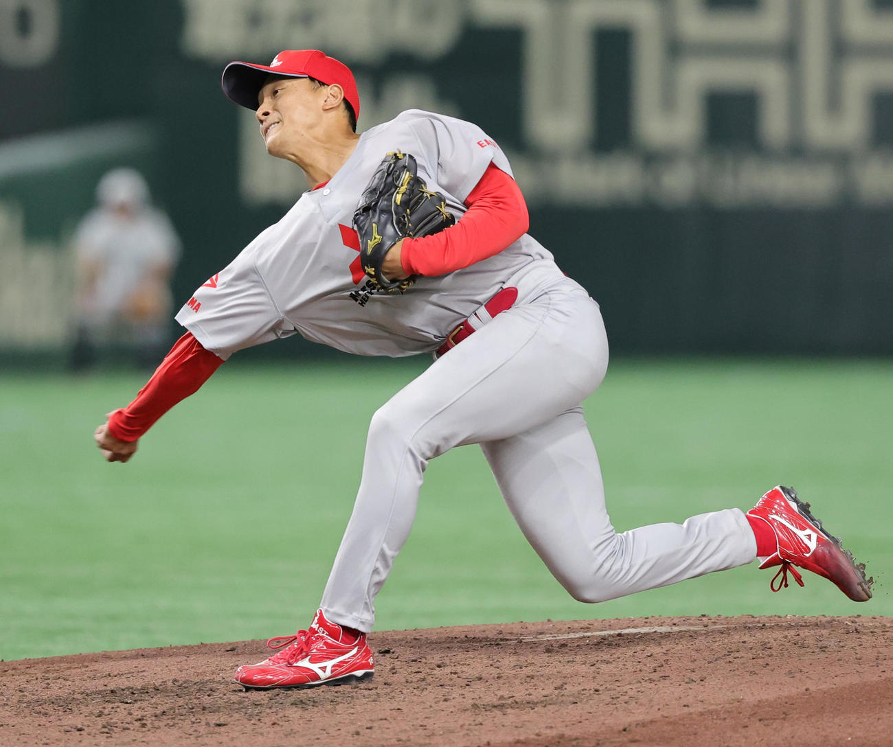 JR東日本東北対三菱重工East　三菱重工East3番手の長島（撮影・野上伸悟）